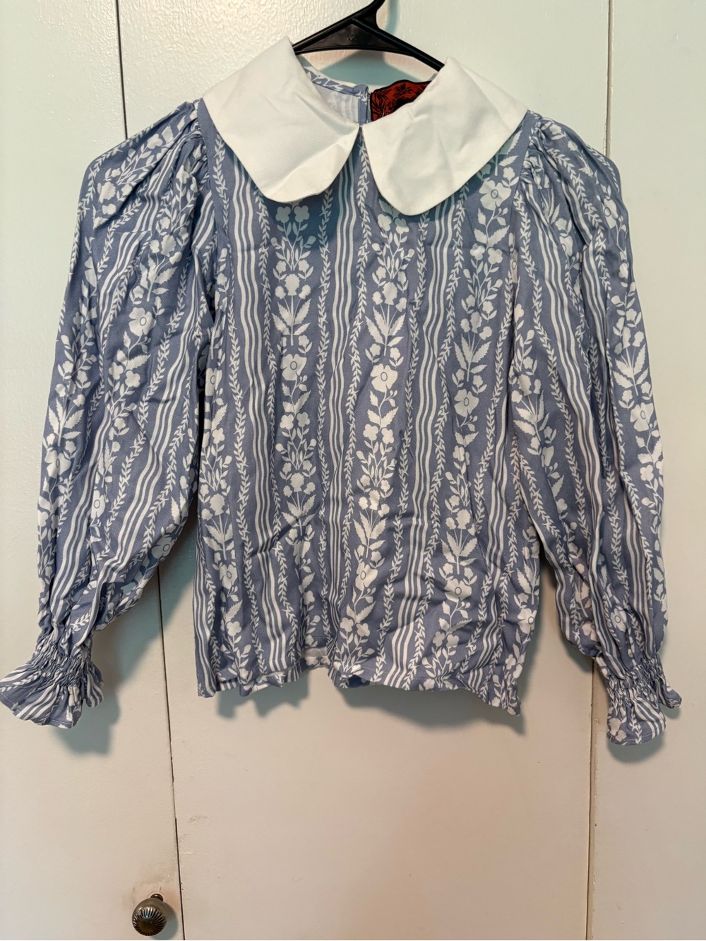 Gentile Catone girls collared shirt size 8, floral blue print, made in Italy